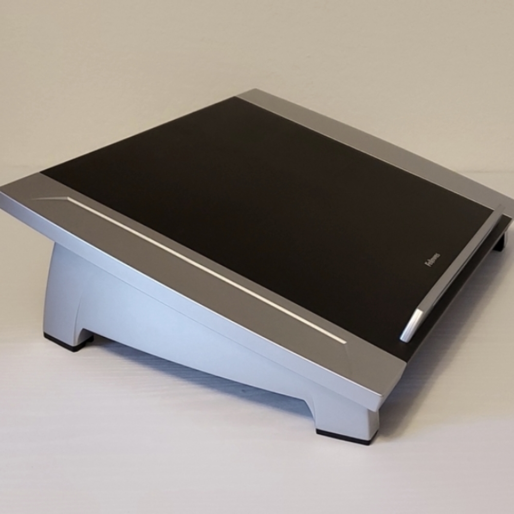 Laptop Riser / Adjustable Stand - Picture 3 of 5